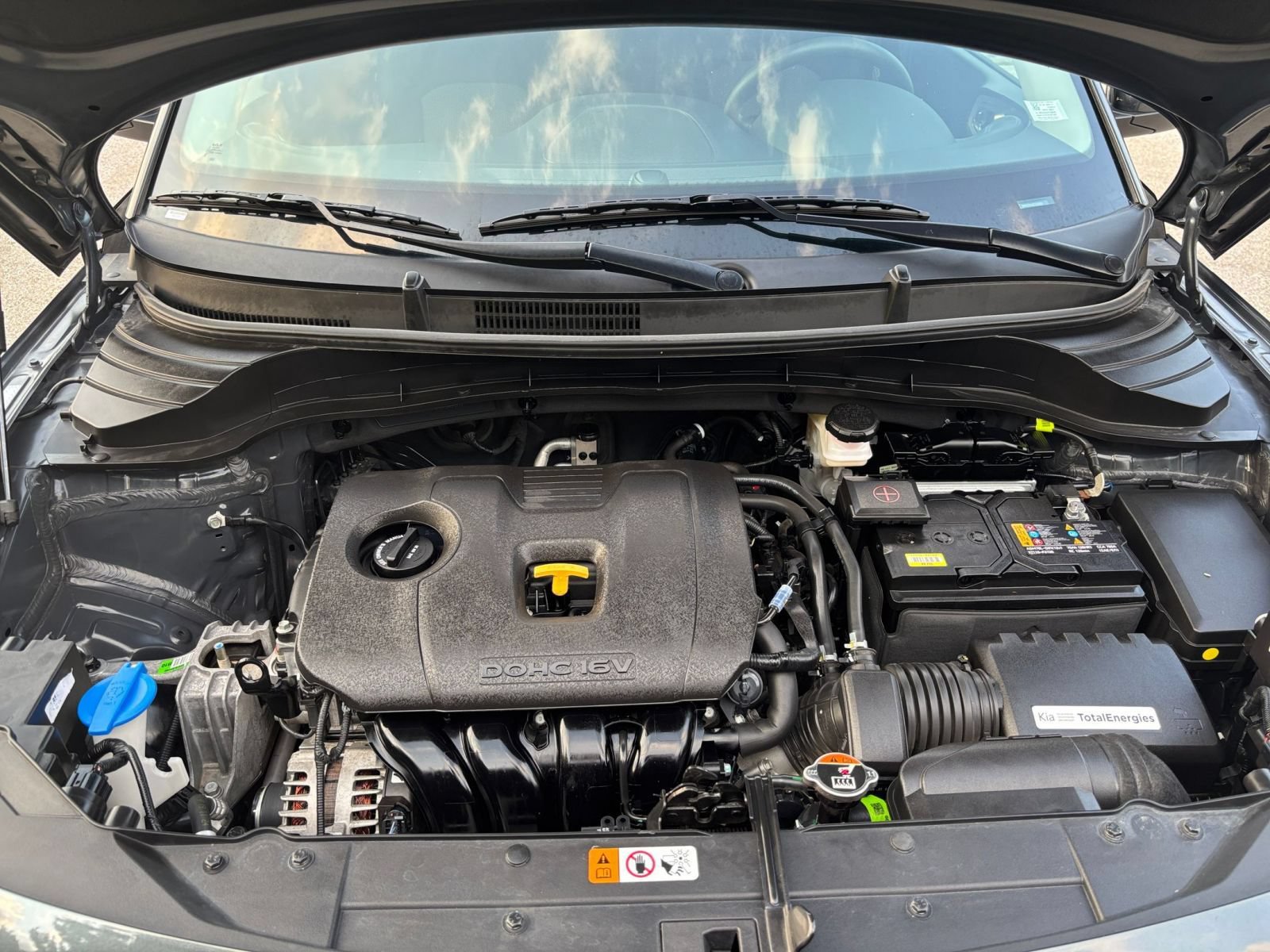 Used 2025 Kia Soul LX w/ LX Technology Package FWD image 29