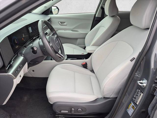 Used 2025 Hyundai Kona SEL FWD image 15