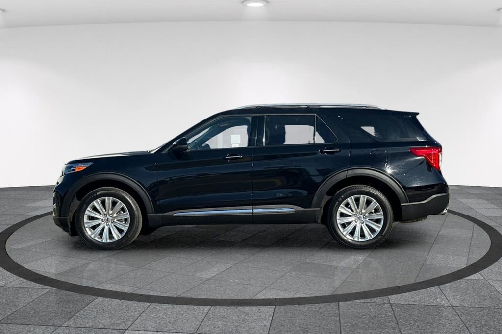 Certified 2023 Ford Explorer Limited w/ Hybrid Equipment Group 310A image 9
