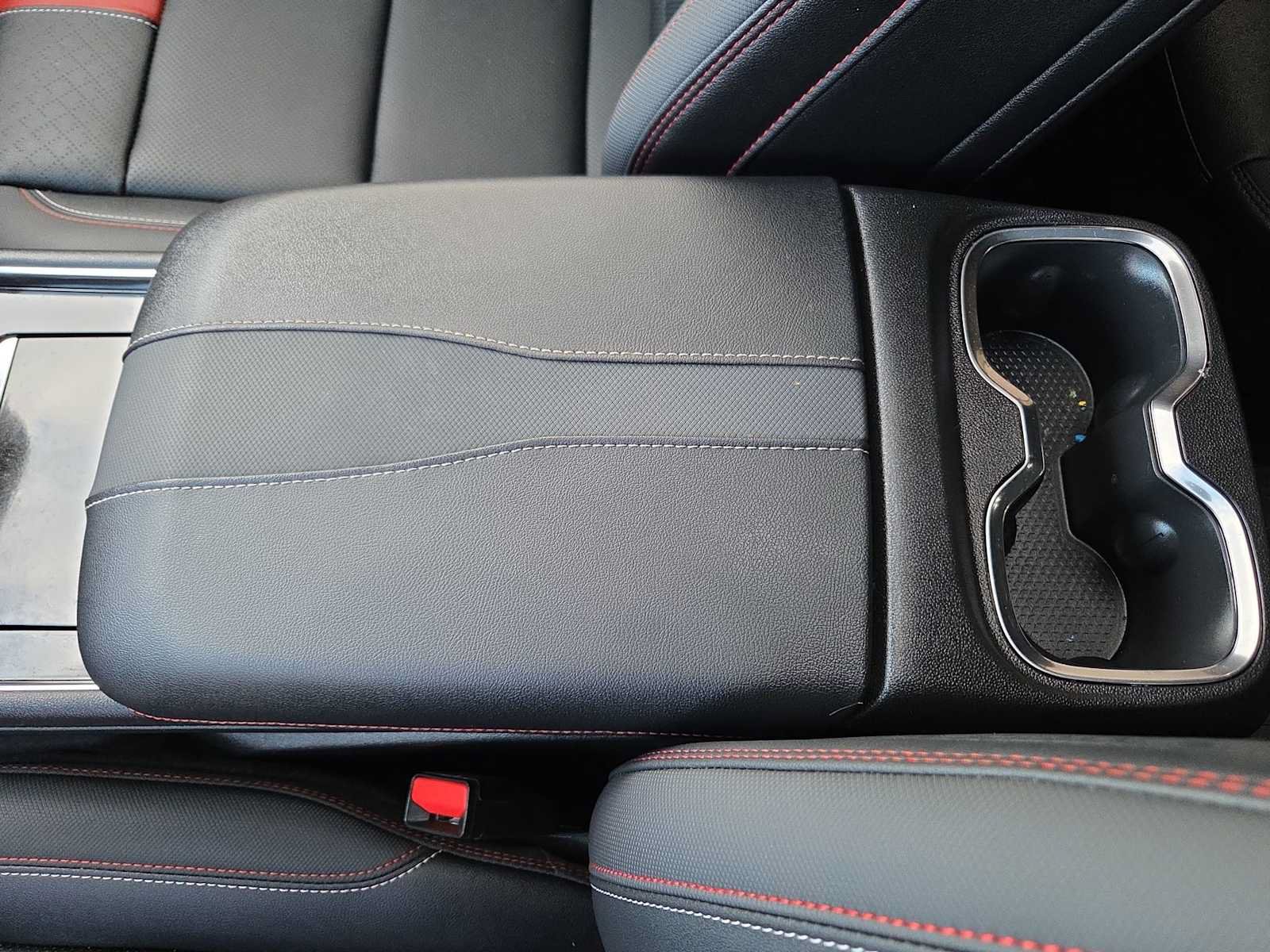 Used 2026 Chevrolet Traverse RS w/ LPO, Floor Liner Package FWD image 20