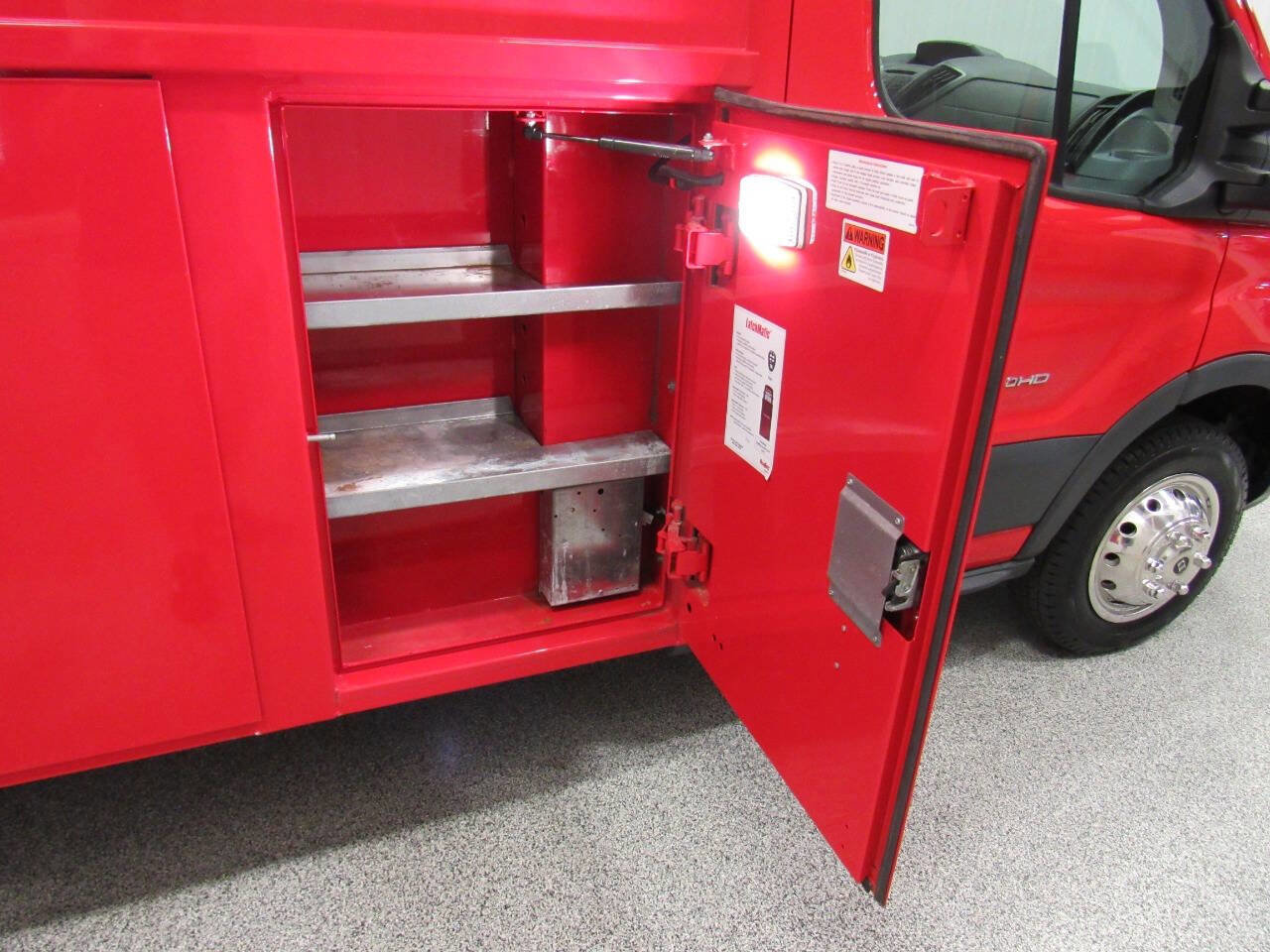 Used 2018 Ford Transit 350 138 DRW w/ Interior Upgrade Package image 31