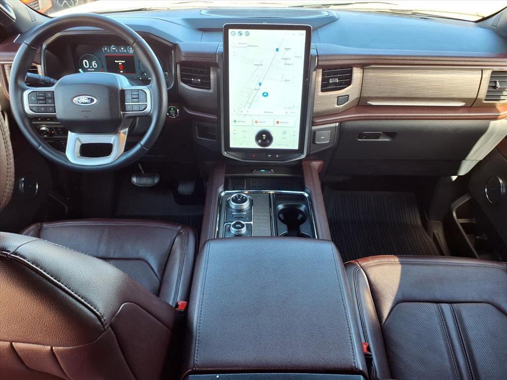 Used 2022 Ford Expedition Max Limited image 12