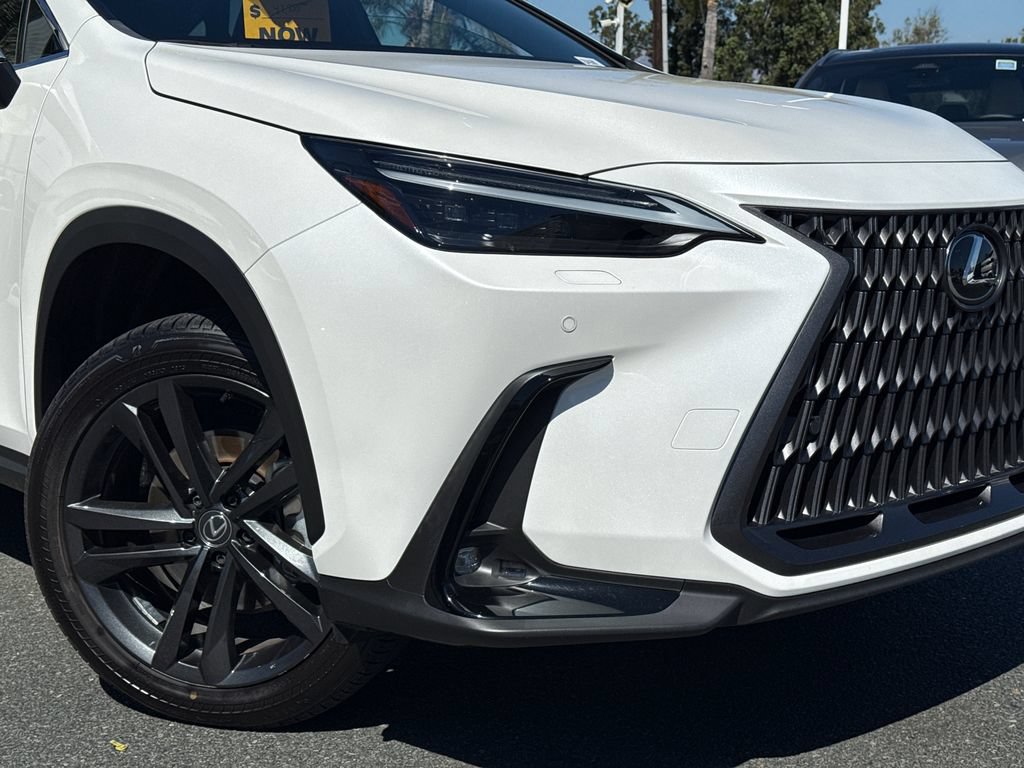 Used 2024 Lexus NX 450h+ AWD w/ Vision Package image 6