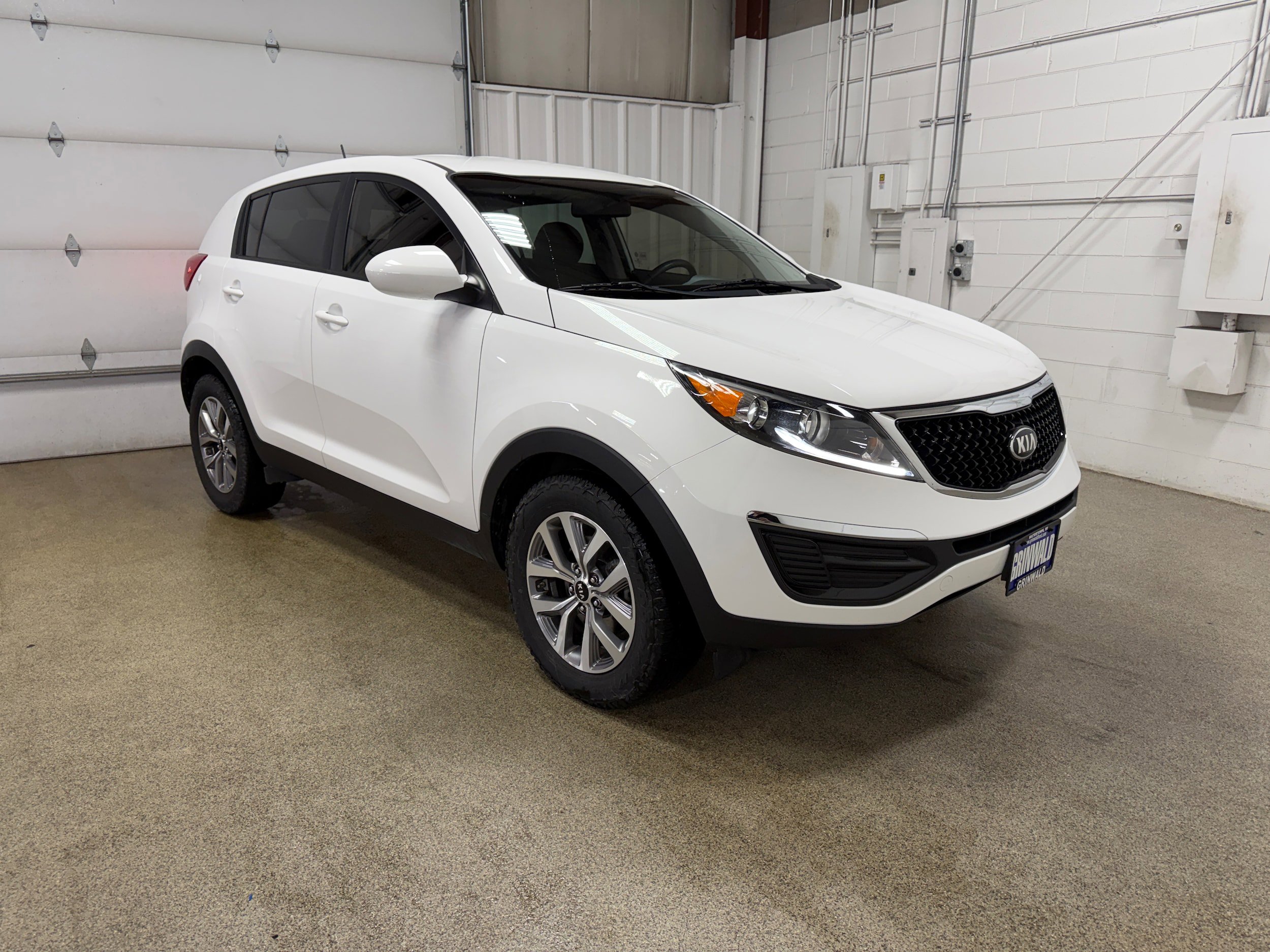 Used 2015 Kia Sportage LX FWD image 4