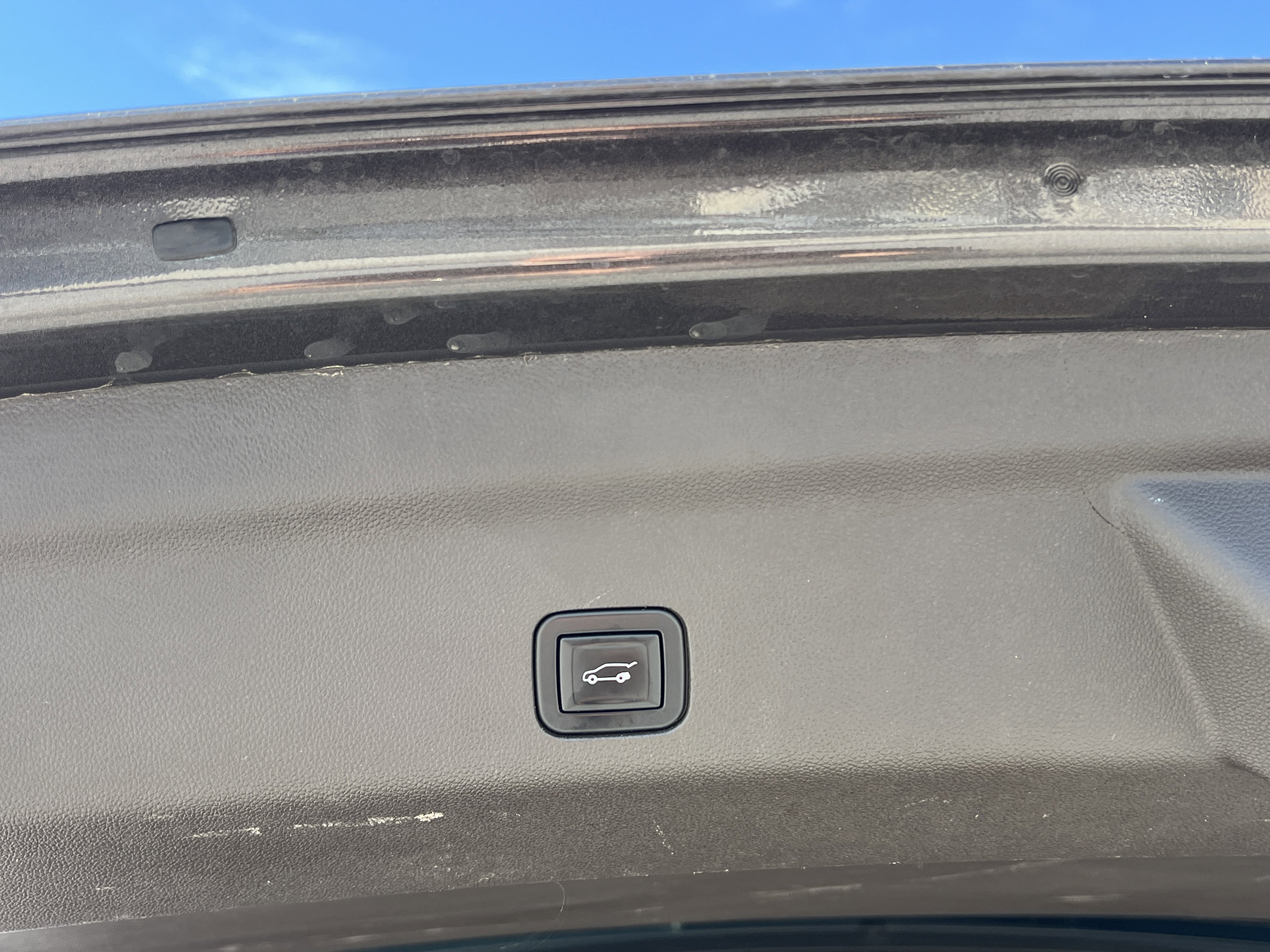 Used 2021 Chevrolet Tahoe LT w/ LT Signature Package image 23