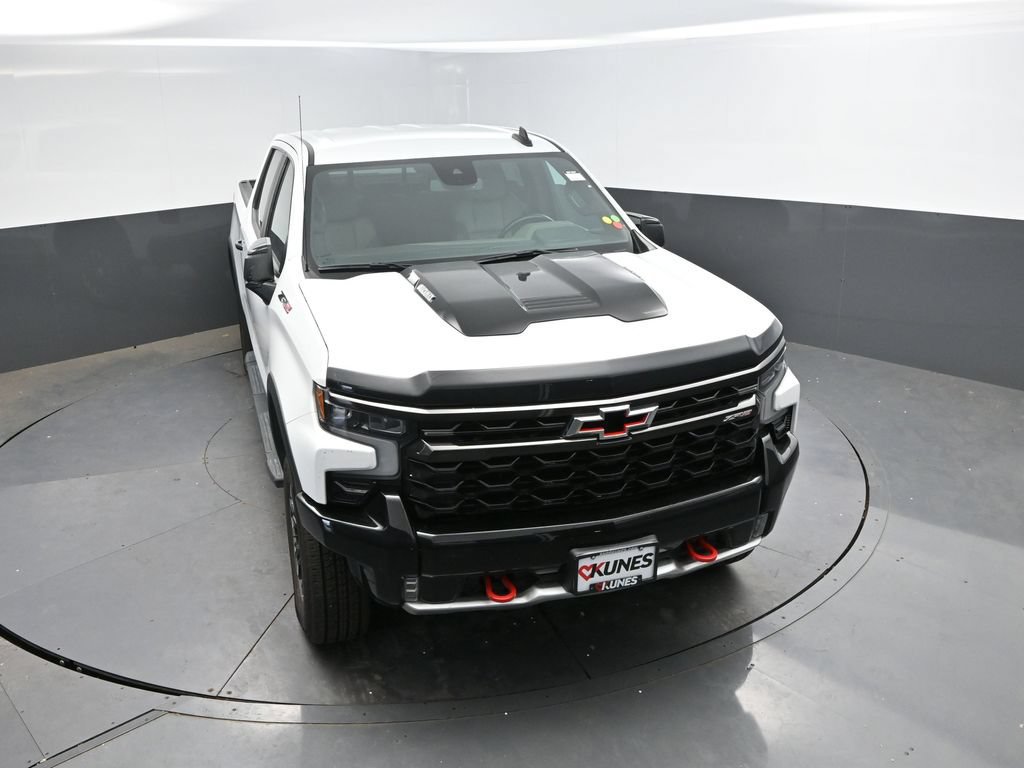 Used 2024 Chevrolet Silverado 1500 ZR2 AWD/4WD image 30