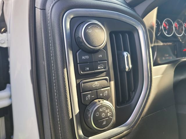 Used 2021 Chevrolet Silverado 1500 LT w/ Convenience Package II image 17