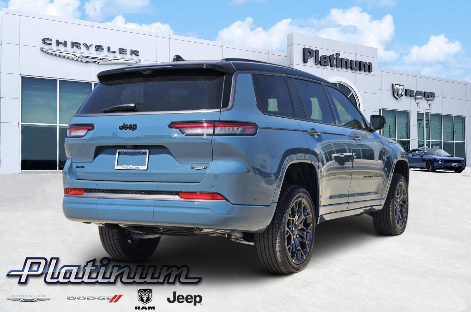 New 2026 Jeep Grand Cherokee L Summit w/ Obsidian Package image 5