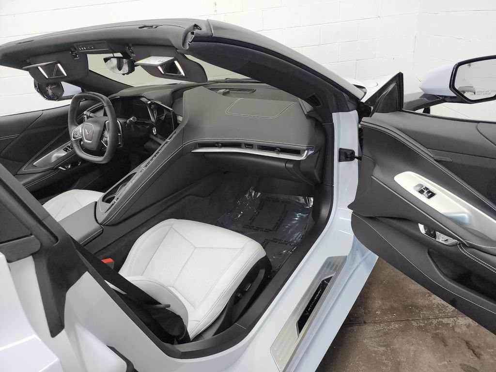 Used 2024 Chevrolet Corvette Stingray Convertible w/ Z51 Performance Package RWD image 30