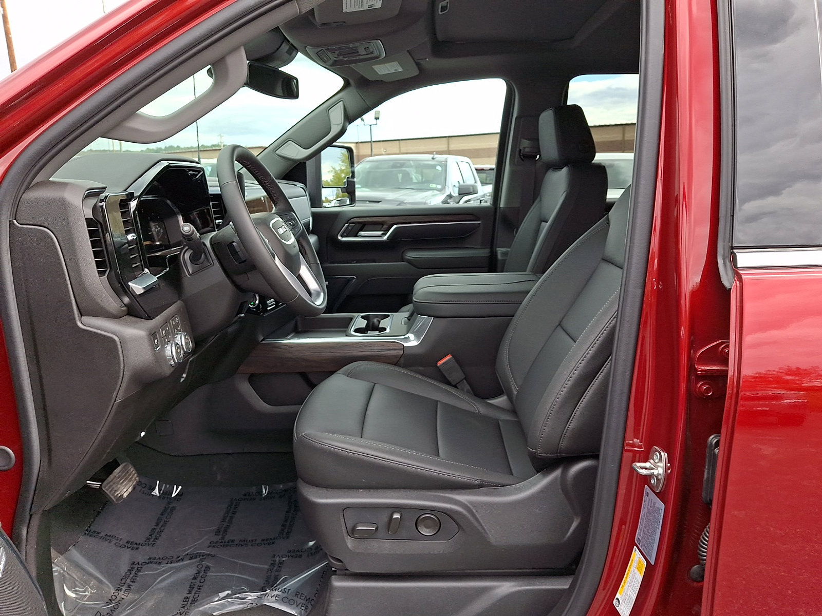 New 2026 GMC Sierra 2500 SLT w/ SLT Premium Package image 14