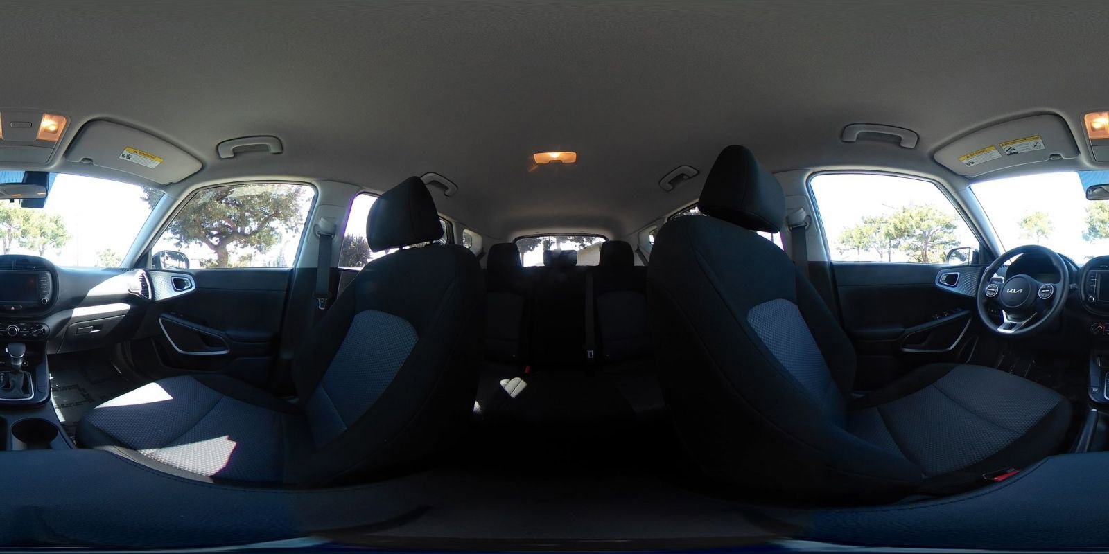 Used 2025 Kia Soul LX w/ LX Technology Package image 38