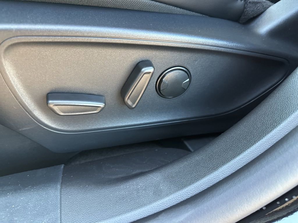 New 2026 Ford Escape SE image 16