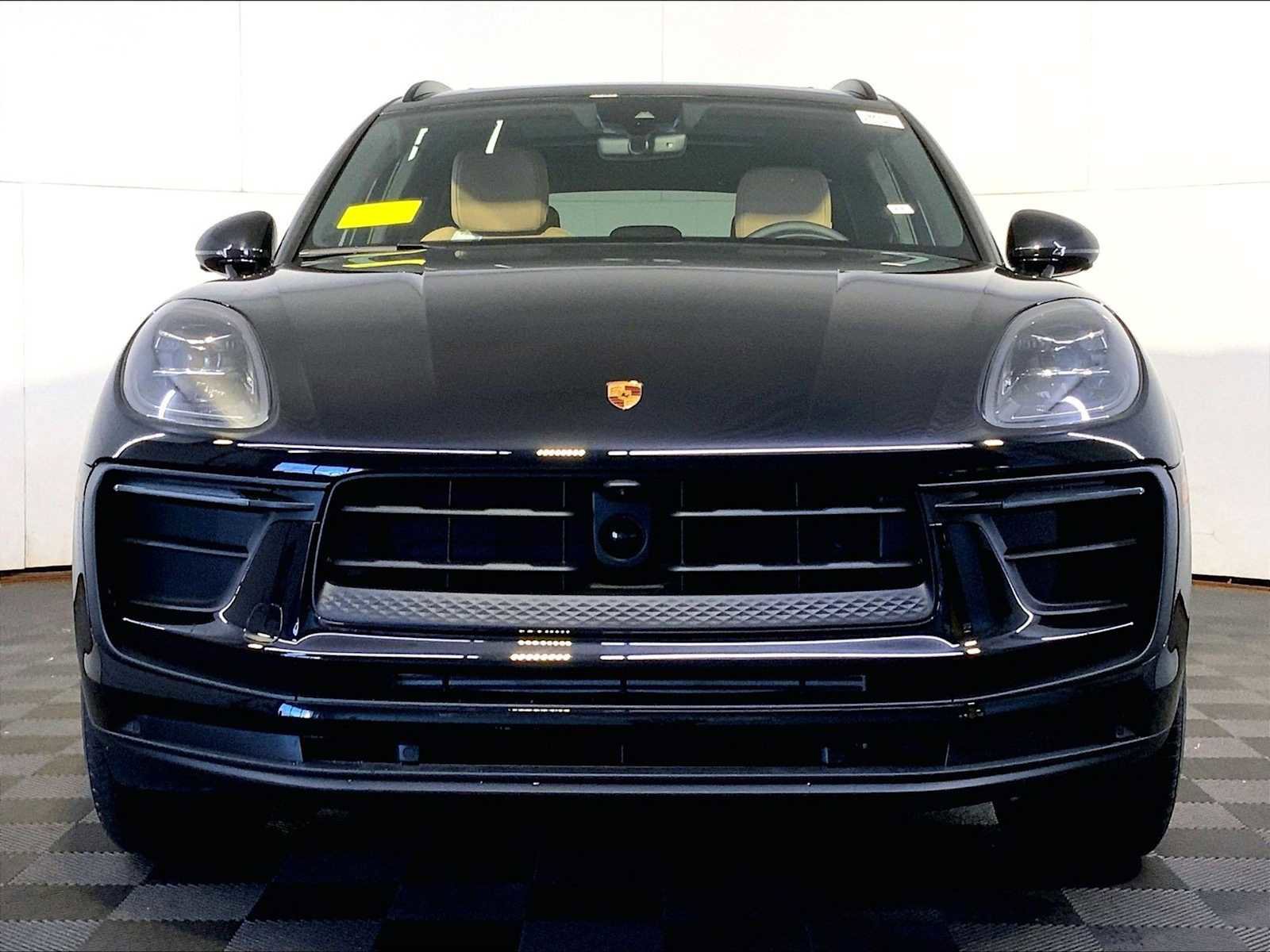 New 2026 Porsche Macan AWD/4WD image 10