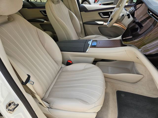 Used 2023 Mercedes-Benz EQS 580 4MATIC SUV image 28