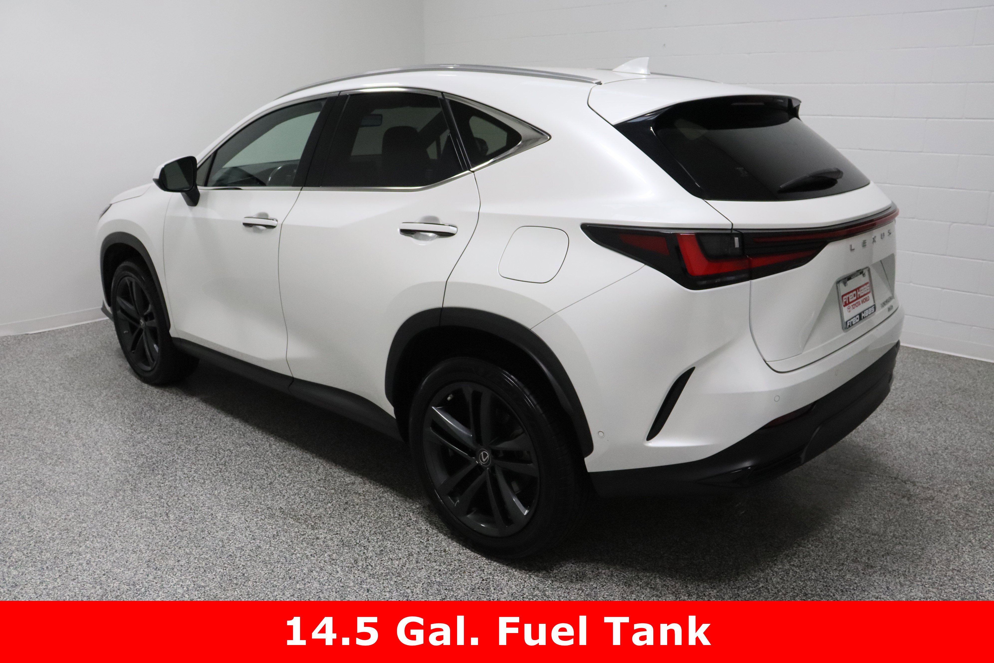 Used 2023 Lexus NX 450h+ 450h+ Luxury 2.5L/Electric image 9