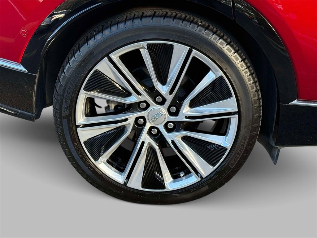 Used 2025 Cadillac Lyriq Luxury w/ LPO, Floor Liner Package image 13