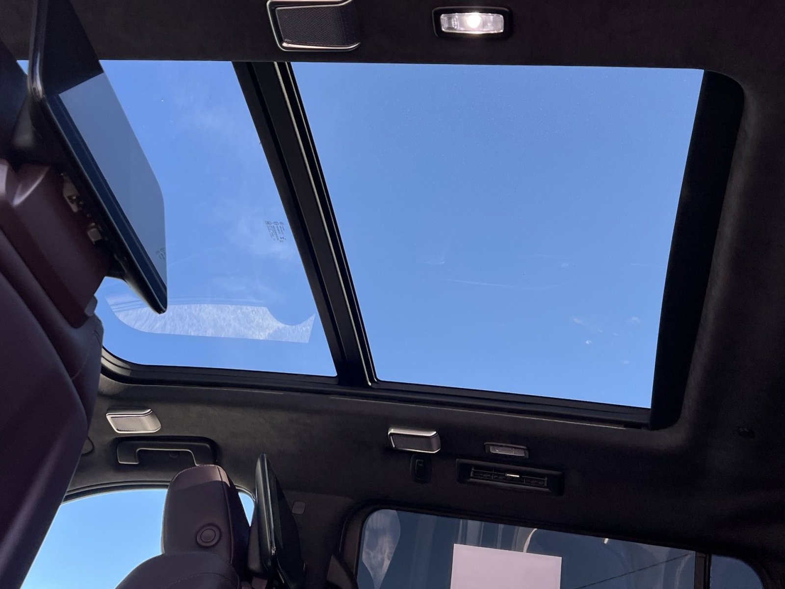 Used 2024 Cadillac Escalade ESV V w/ Heavy-Duty Trailer Package image 22