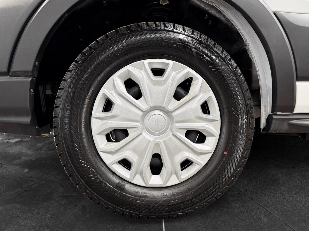 Used 2024 Ford E-Transit Low Roof RWD image 34
