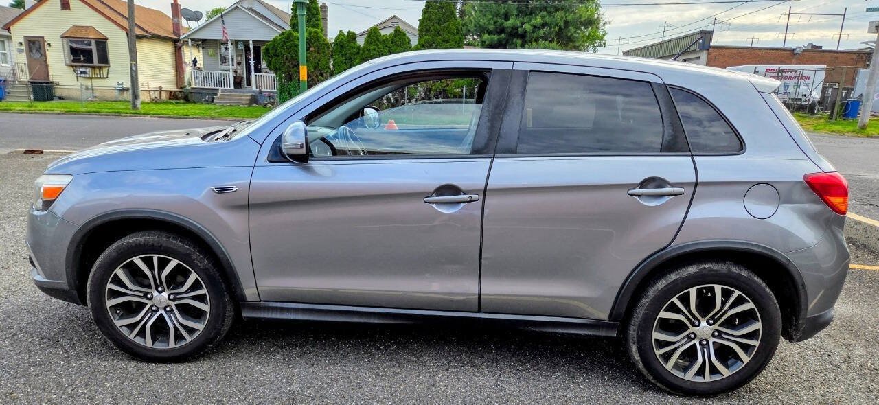 Used 2016 Mitsubishi Outlander Sport ES FWD image 2