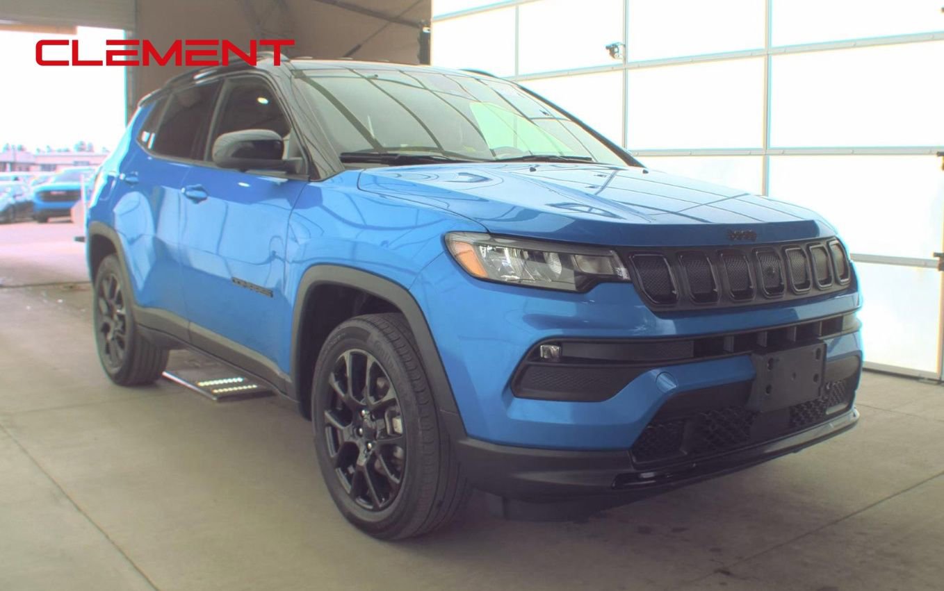 Used 2022 Jeep Compass Altitude w/ Convenience Group AWD/4WD image 3