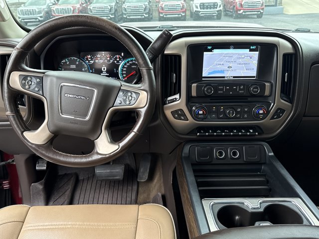 Used 2017 GMC Sierra 2500 Denali w/ Duramax Plus Package AWD/4WD image 7