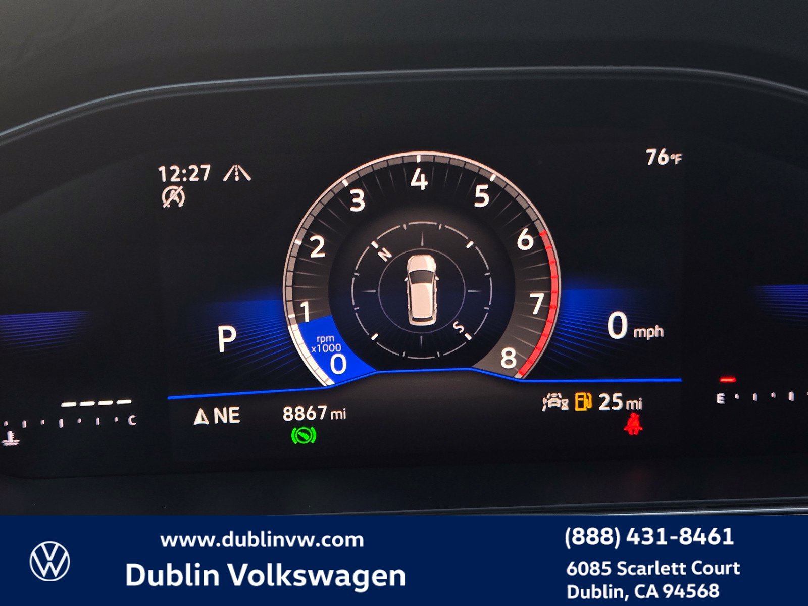 Certified 2025 Volkswagen Jetta SE FWD image 23