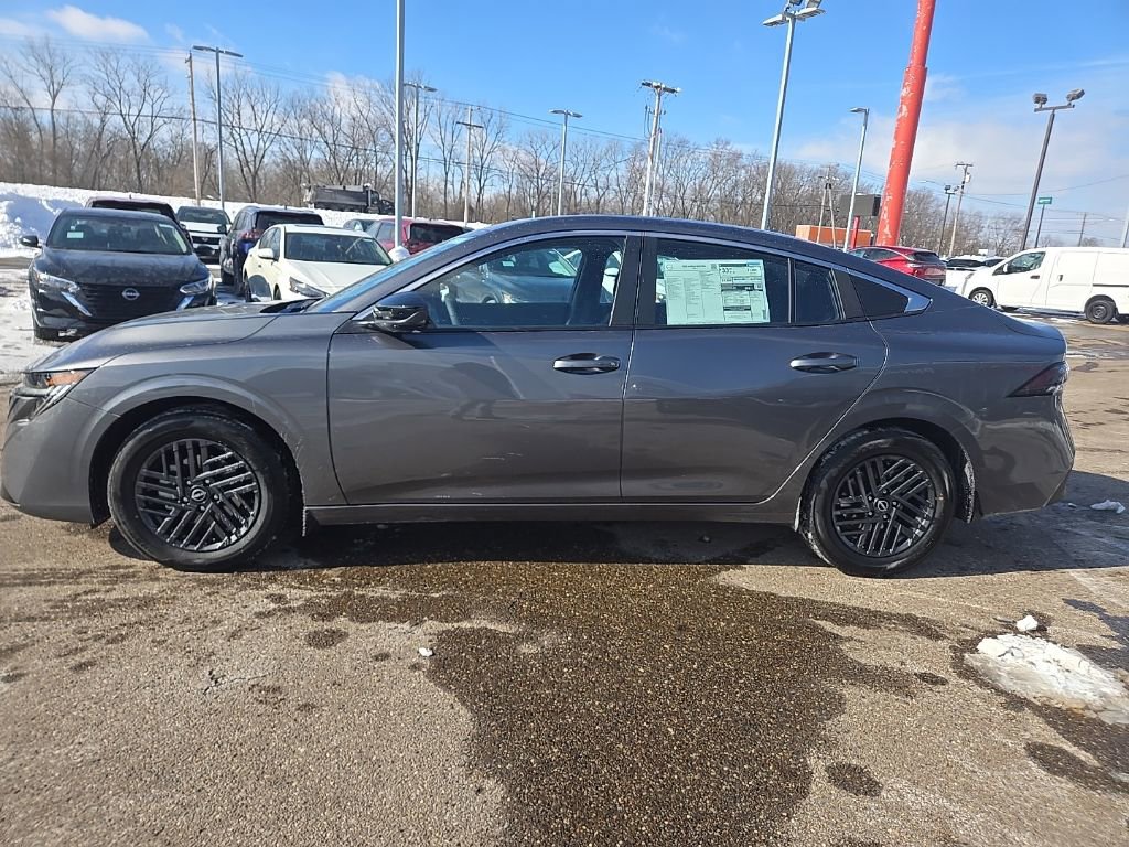 New 2026 Nissan Sentra SV image 4