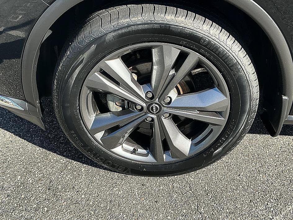 Certified 2023 Nissan Murano Platinum w/ Cargo Package FWD image 9