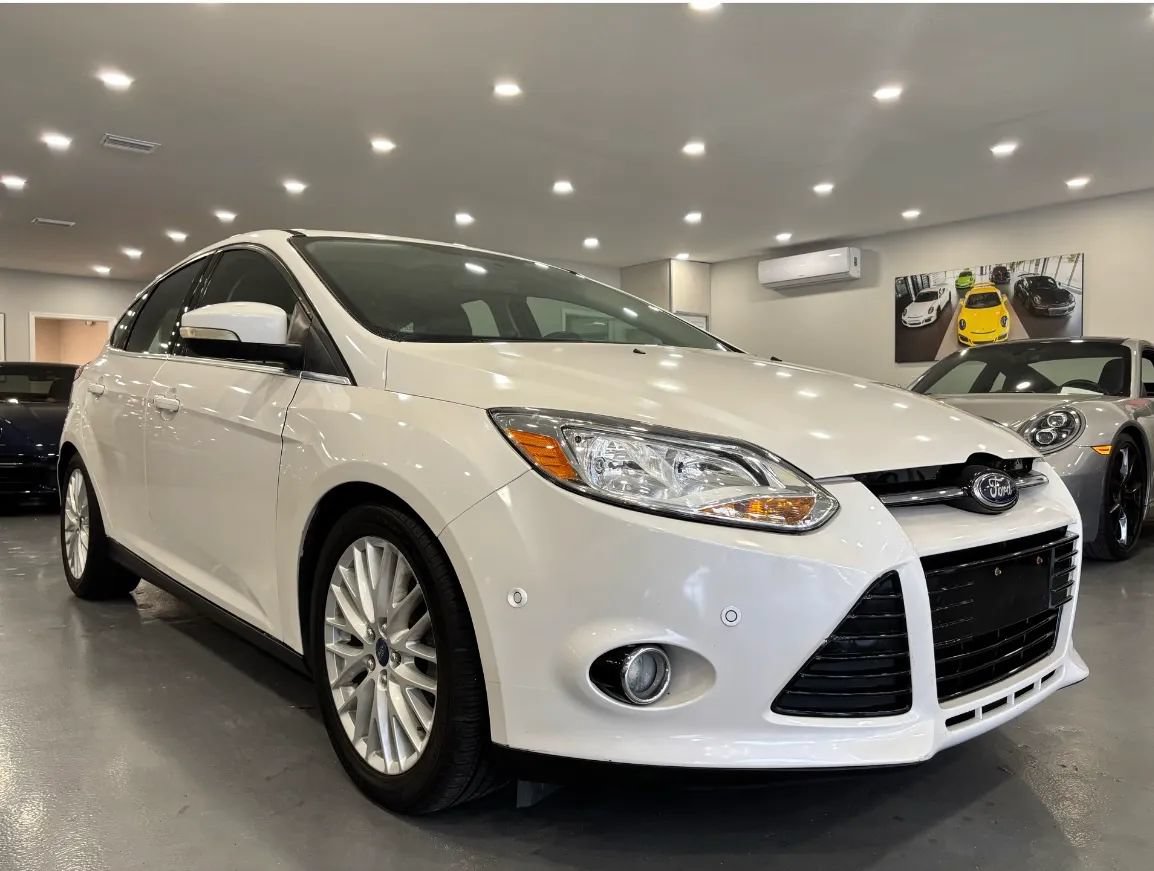 Used 2014 Ford Focus Titanium FWD image 1