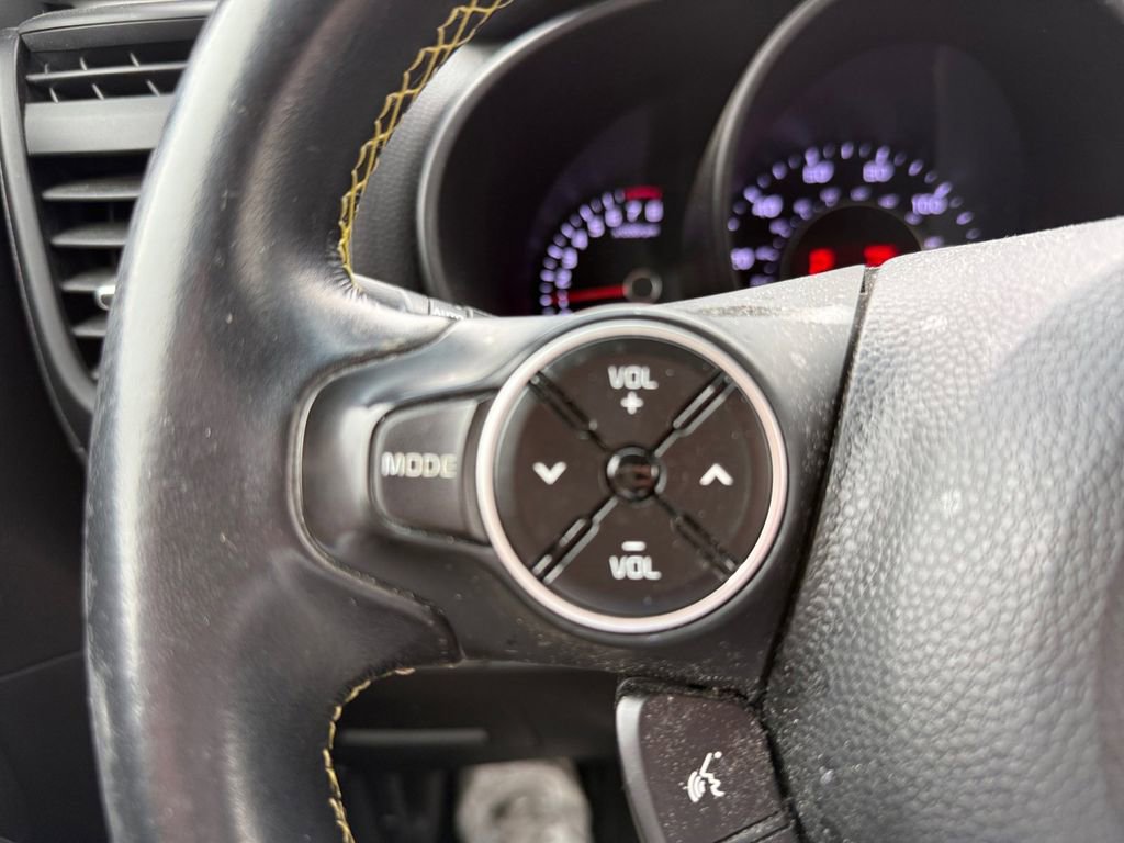 Used 2016 Kia Soul + w/ Designer's Package image 27