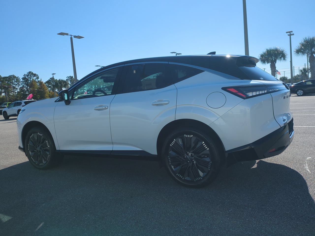 New 2026 Nissan Murano Platinum w/ Cargo Package AWD/4WD image 7