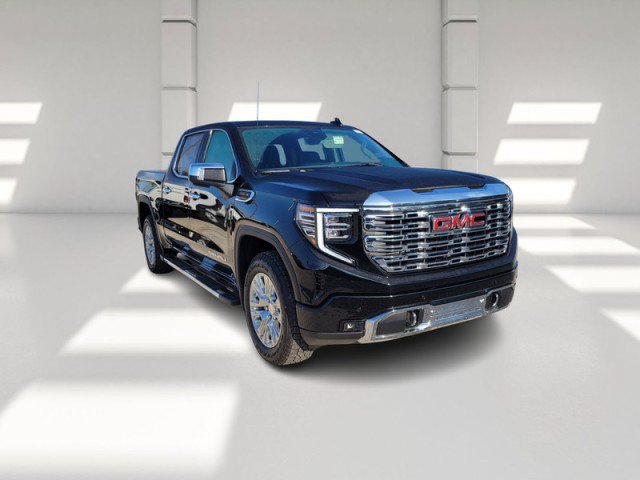 Used 2025 GMC Sierra 1500 Denali w/ Technology Package AWD/4WD image 3