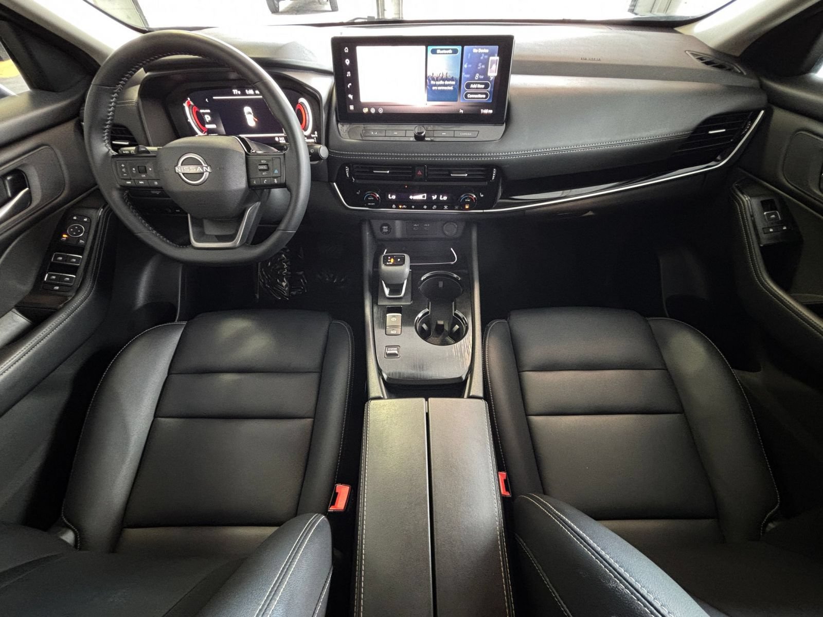 Used 2026 Nissan Rogue SL FWD image 36