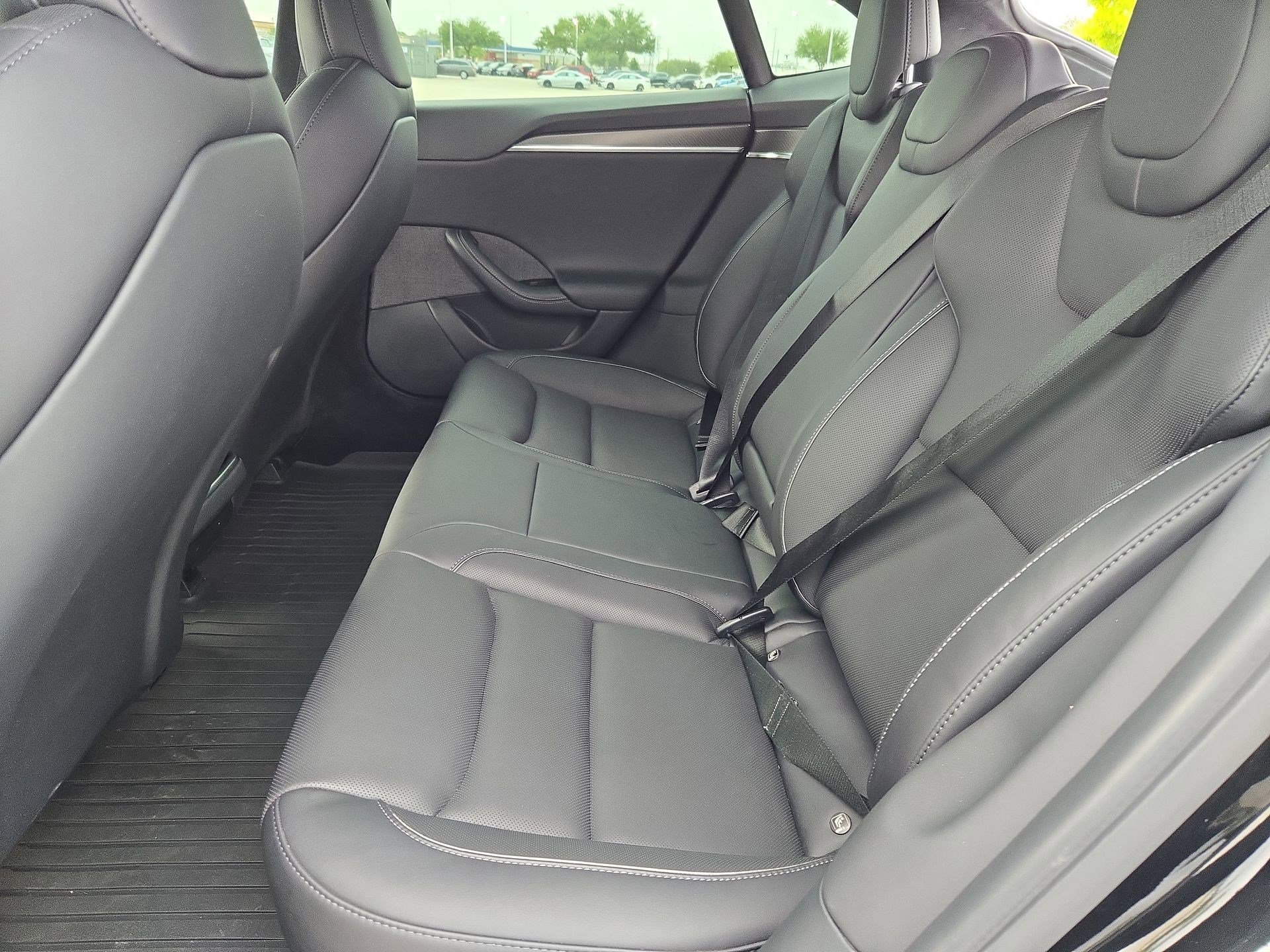 Used 2021 Tesla Model S Plaid image 27