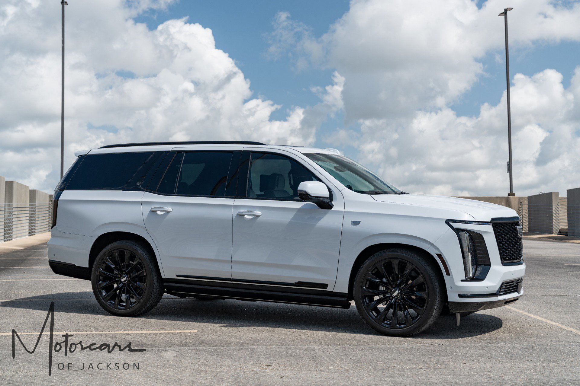 Used 2026 Cadillac Escalade Platinum Sport w/ LPO, ONYX Package AWD/4WD image 38