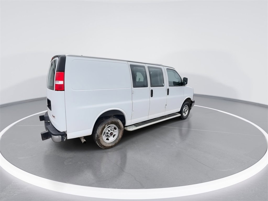 Used 2024 GMC Savana 2500 w/ Driver Convenience Package image 8