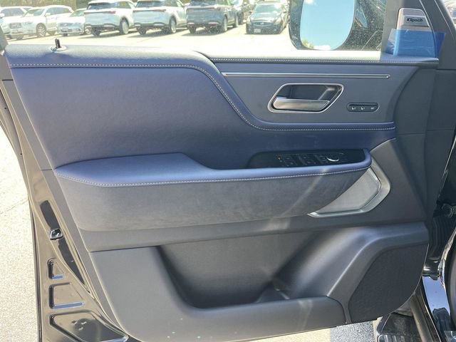 New 2026 INFINITI QX80 4WD image 10