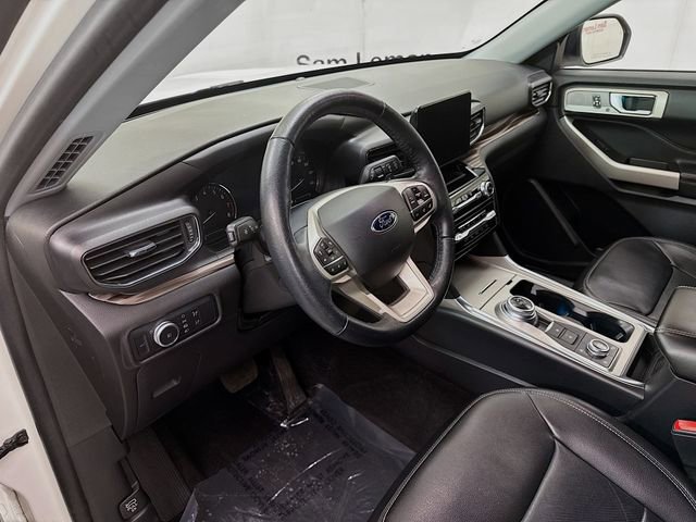 Used 2021 Ford Explorer Limited w/ Equipment Group 301A AWD/4WD image 9