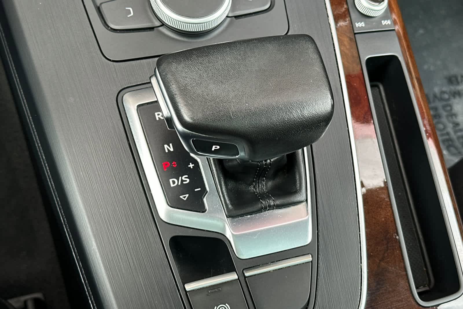 Used 2018 Audi Q5 2.0T Premium Plus w/ Premium Plus Package AWD/4WD image 23
