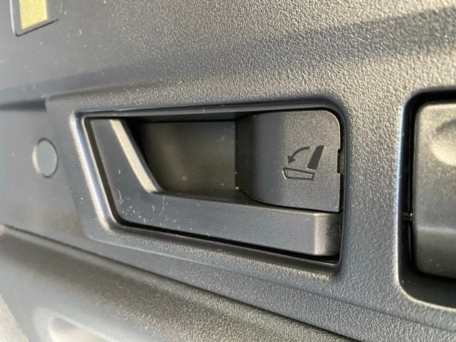 New 2026 Subaru Outback Limited AWD/4WD image 9