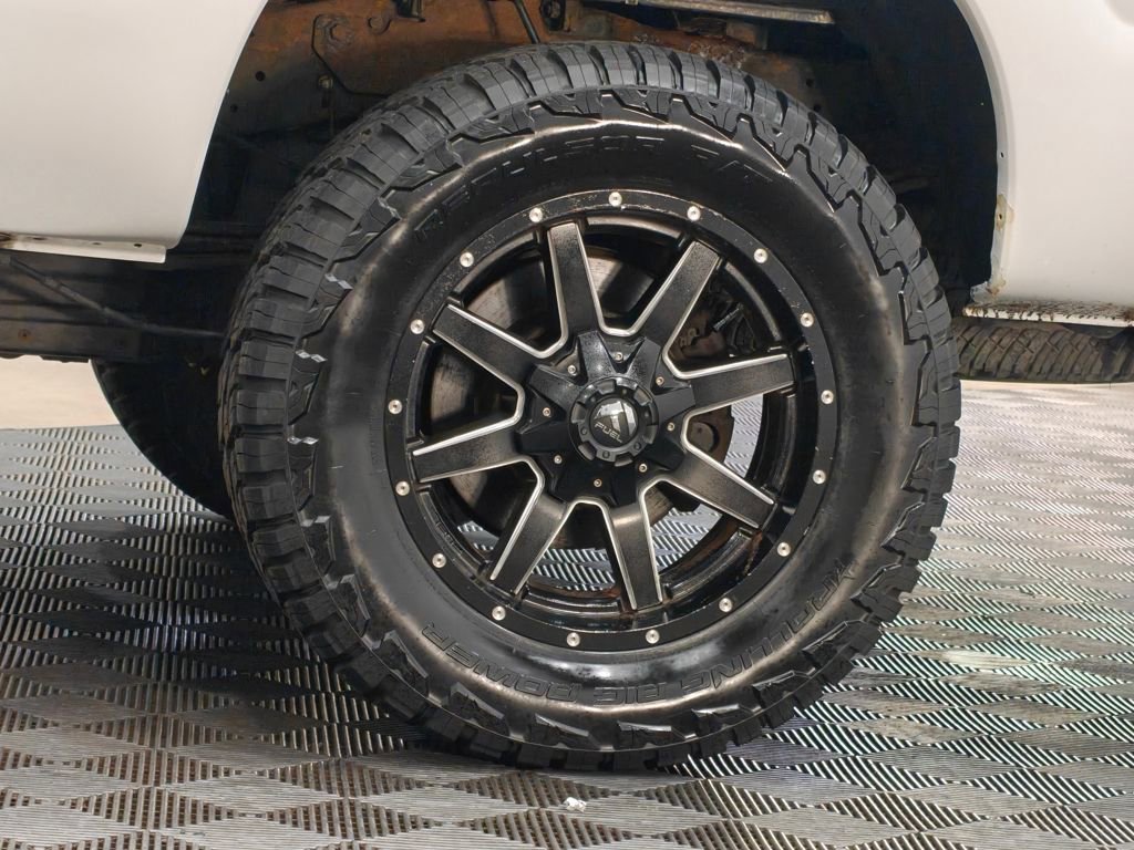 Used 2015 Ford F250 Lariat w/ Chrome Package image 56