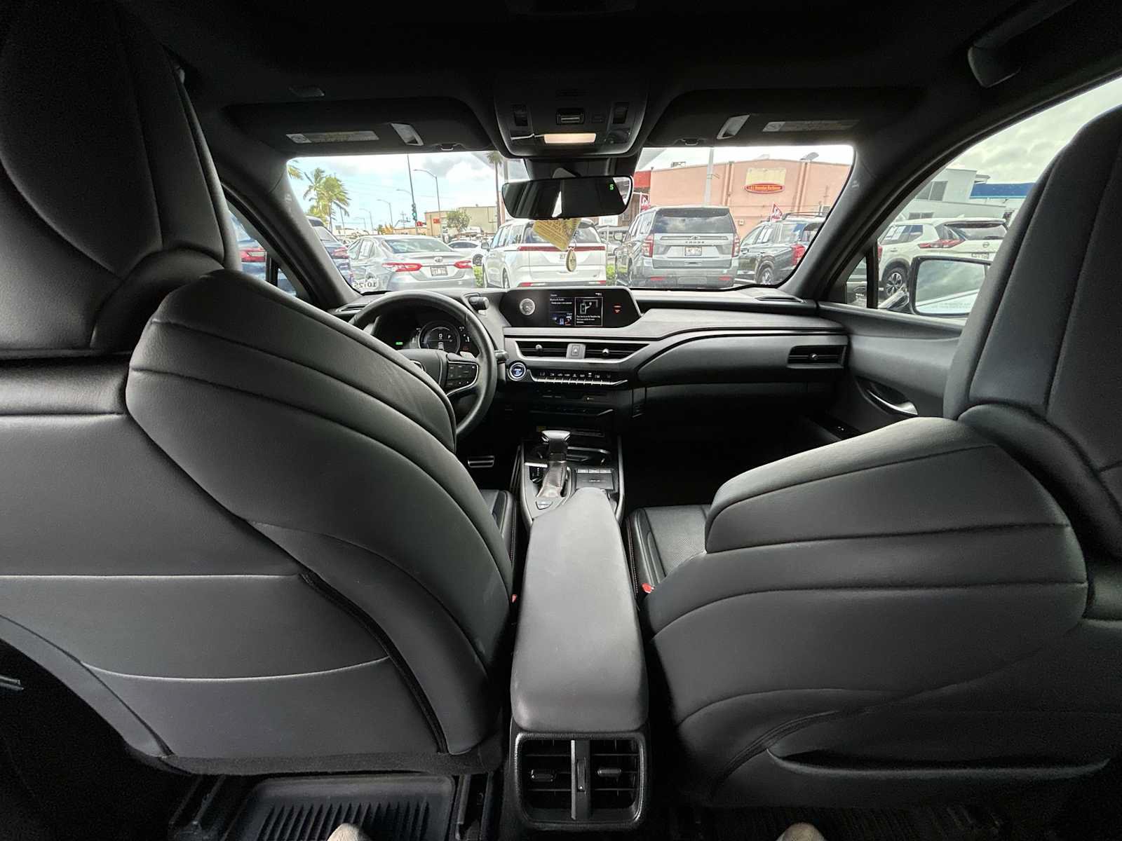 Used 2020 Lexus UX 250h F Sport w/ F Sport Premium Package AWD/4WD image 21