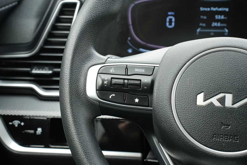 Used 2023 Kia Sportage LX FWD image 7