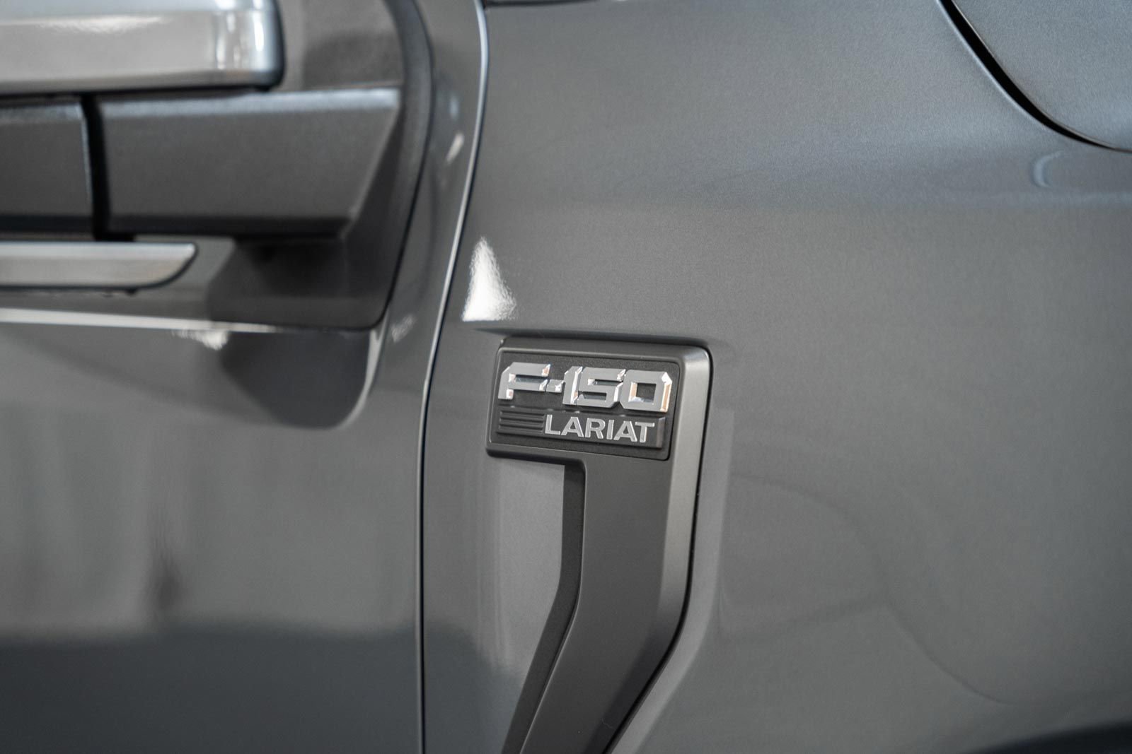 Used 2023 Ford F150 Lariat w/ Equipment Group 502A High image 17