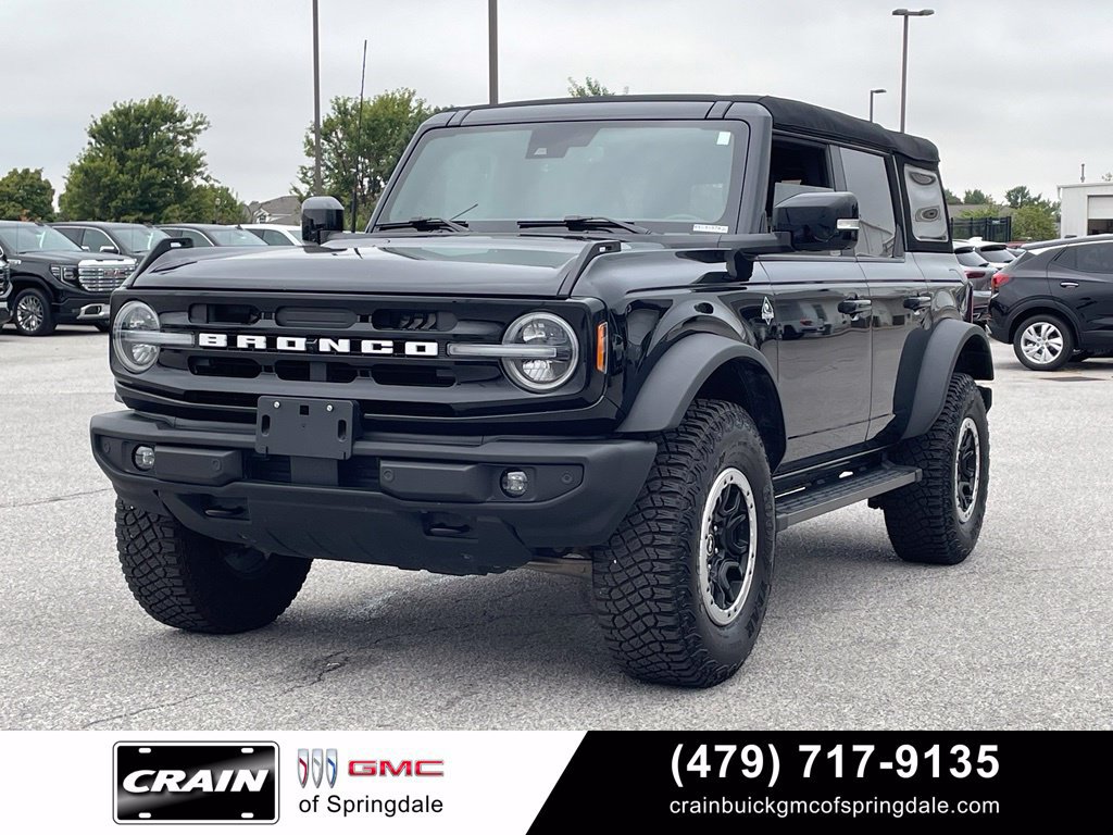 Used 2023 Ford Bronco Outer Banks w/ Sasquatch Package AWD/4WD image 3