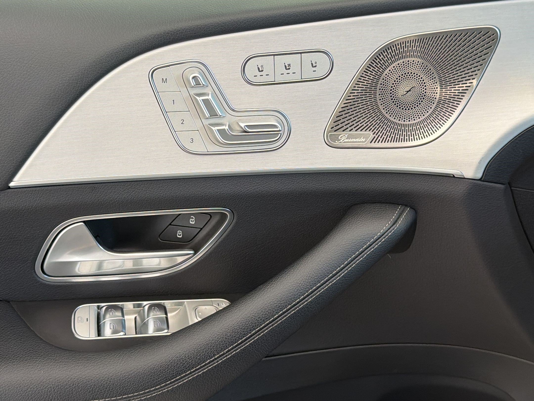 Used 2025 Mercedes-Benz GLE 350 4MATIC image 27