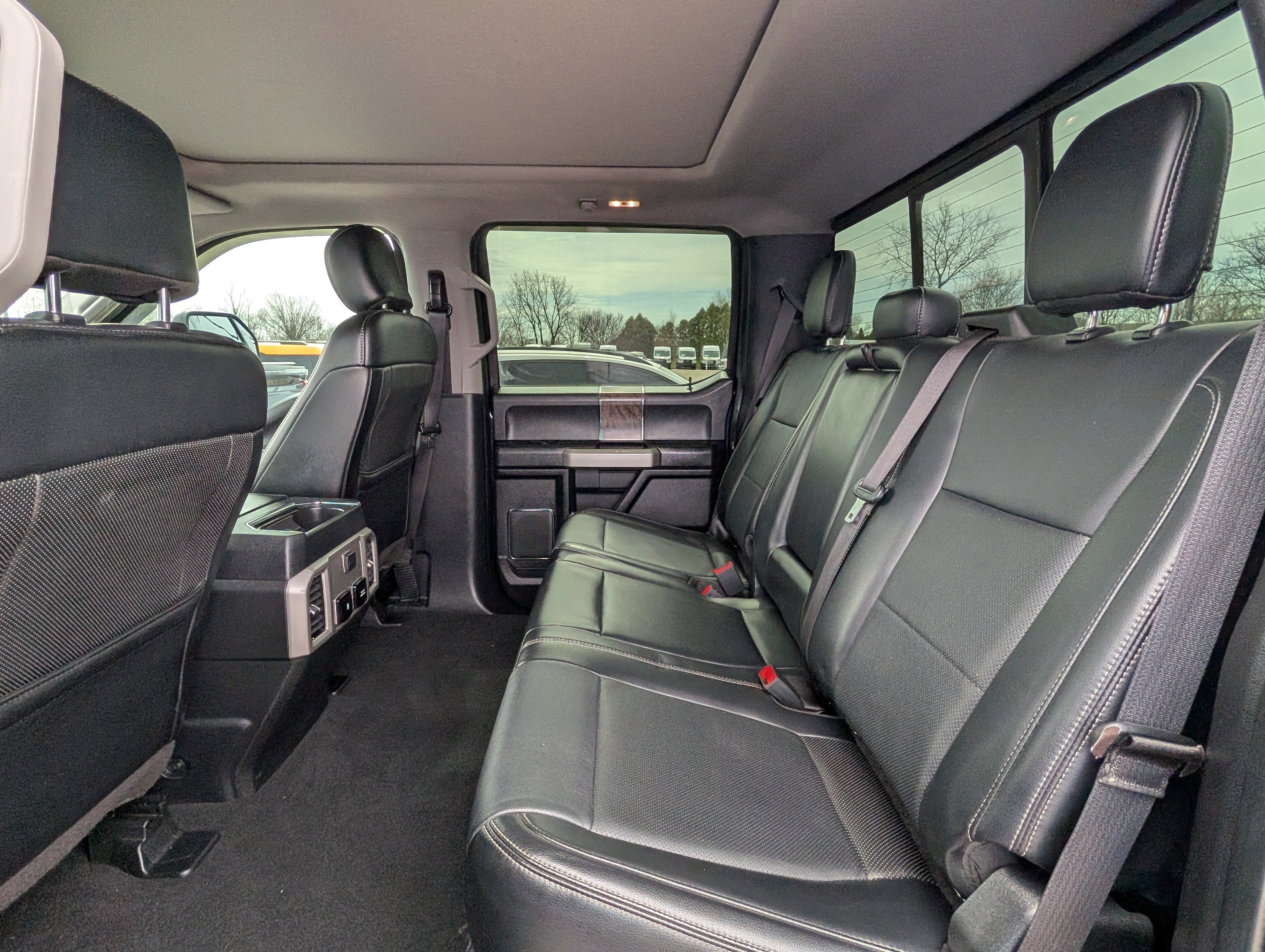 Used 2019 Ford F250 Lariat image 32