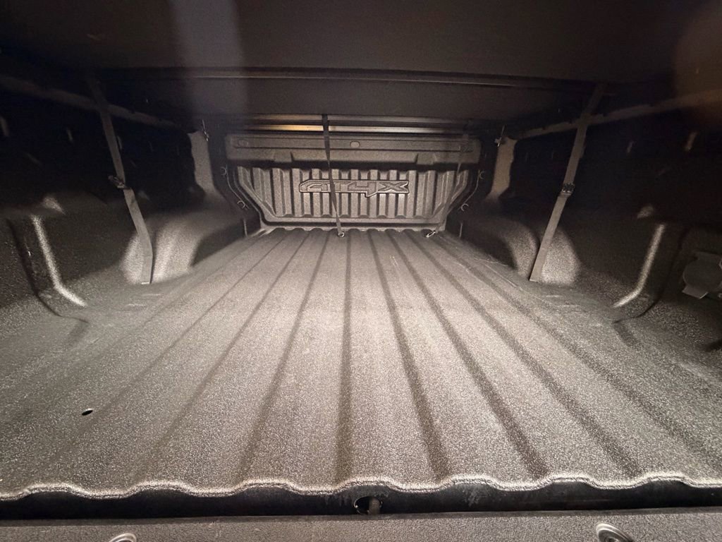 Used 2024 GMC Canyon AT4X image 7