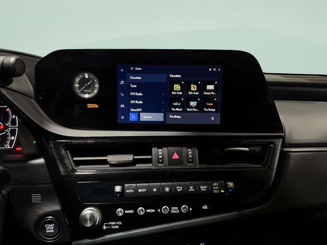 Used 2024 Lexus ES 350 w/ Premium Package FWD image 13