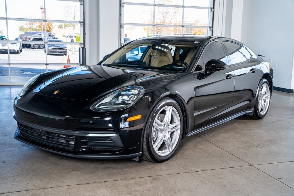 Used 2019 Porsche Panamera image 11